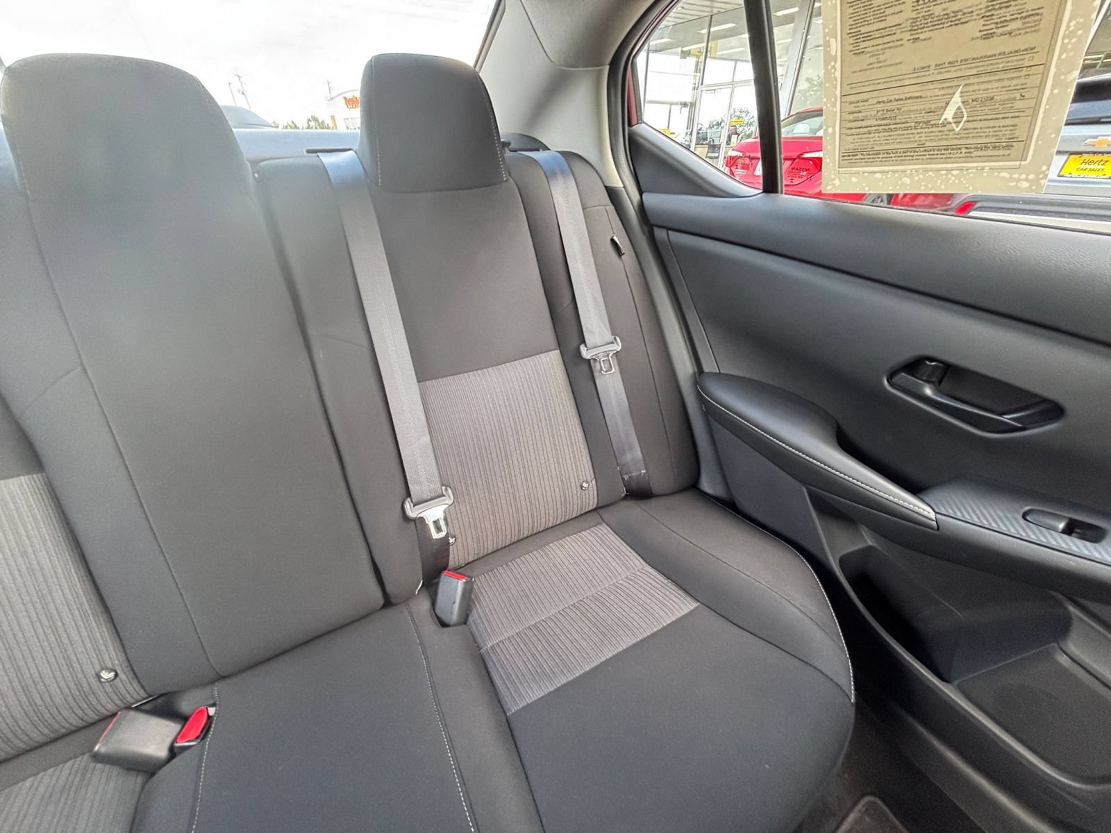 Used 2025 Nissan Sentra SV FWD image 30