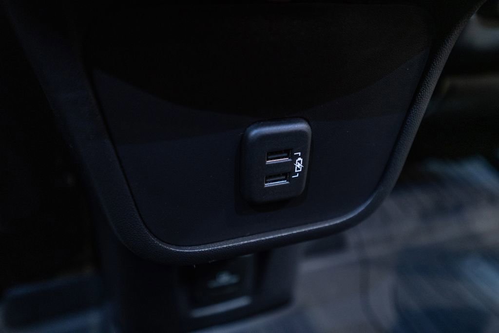 Used 2024 GMC Terrain AT4 w/ Infotainment Package II image 38