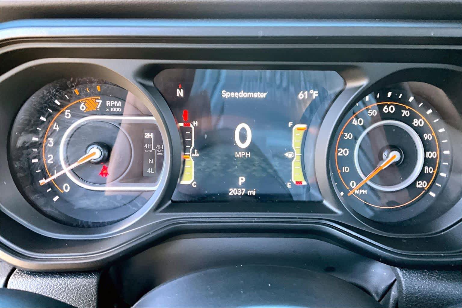 Used 2025 Jeep Wrangler Rubicon AWD/4WD image 25