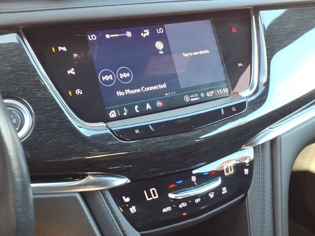 Used 2023 Cadillac XT6 Premium Luxury w/ Technology Package AWD/4WD image 24