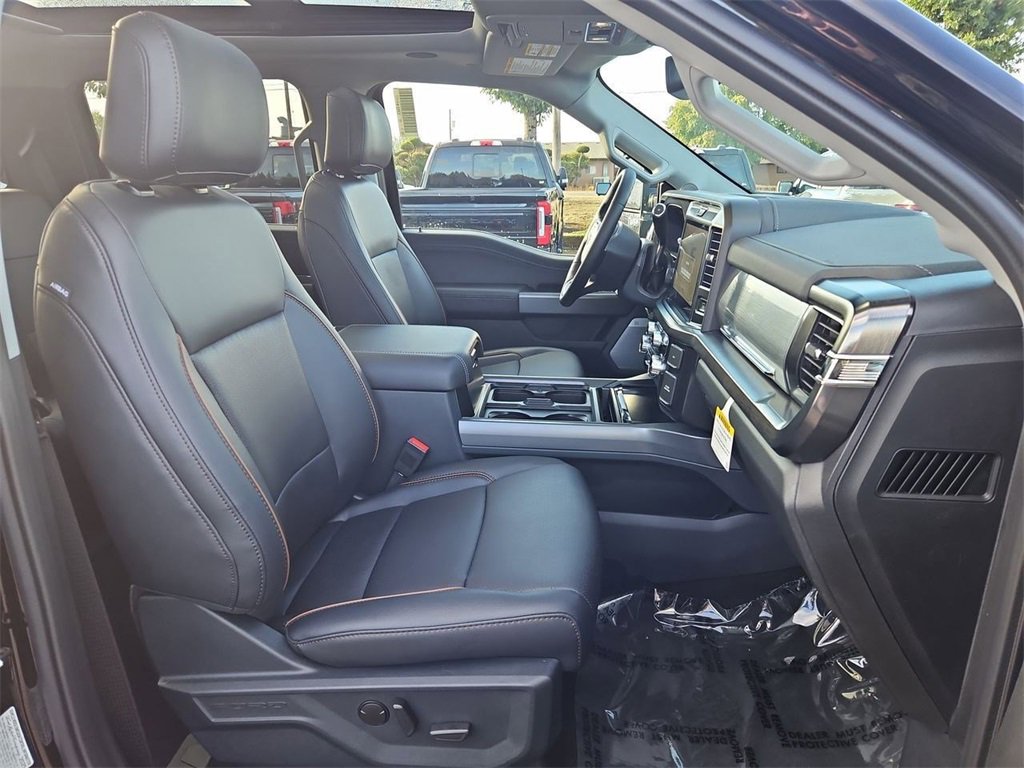 New 2026 Ford F350 Lariat image 32