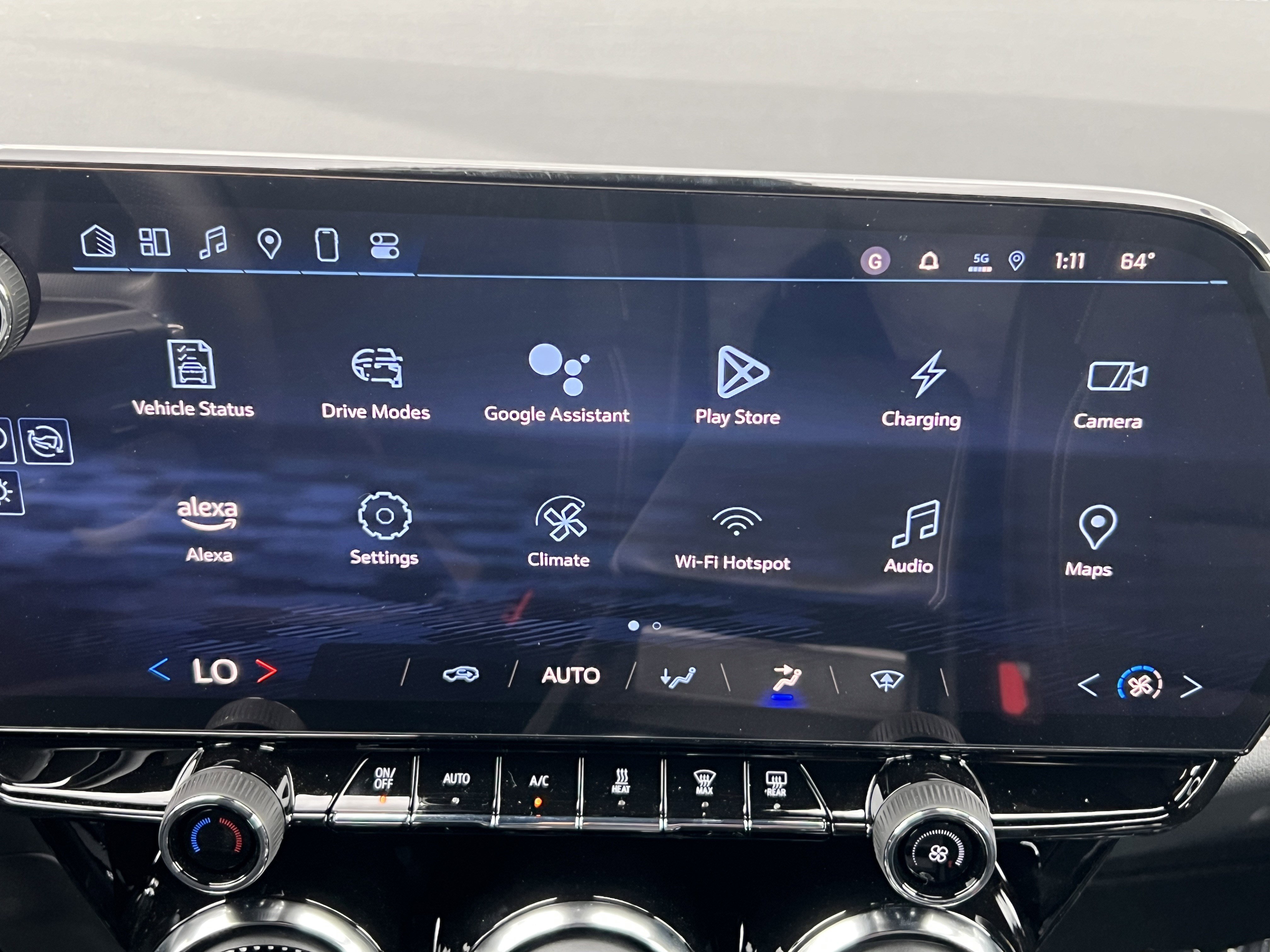 New 2025 Chevrolet Blazer EV LT image 12