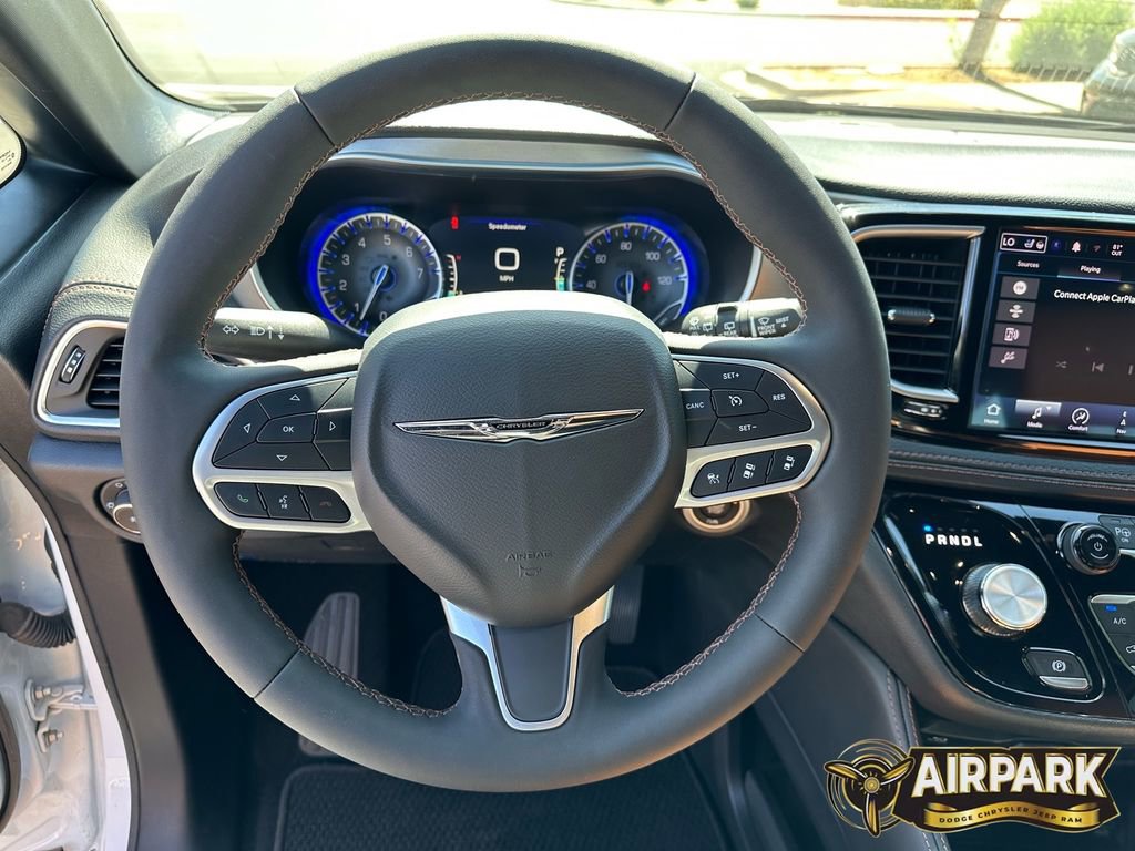 New 2024 Chrysler Pacifica Pinnacle FWD image 17