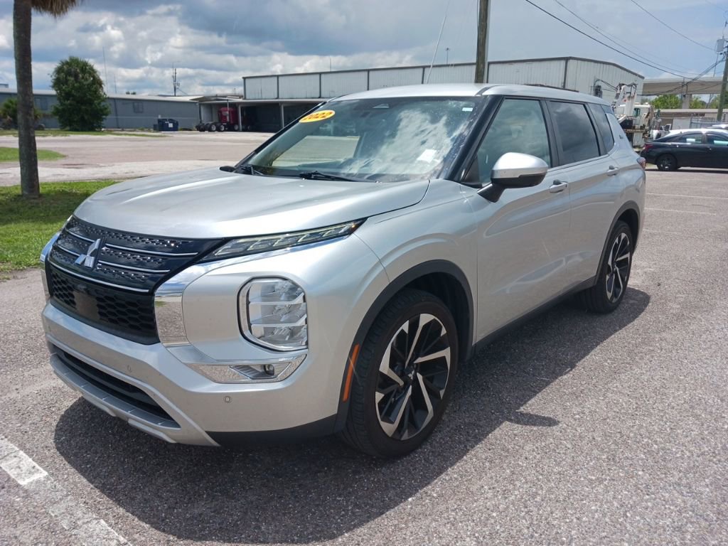 Used 2022 Mitsubishi Outlander SE FWD image 7