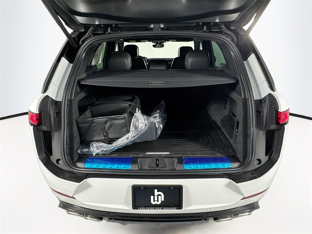 New 2025 Land Rover Range Rover Sport Dynamic SE image 24