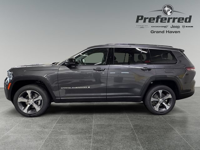 New 2026 Jeep Grand Cherokee L Limited w/ Trailer Tow Package AWD/4WD image 11