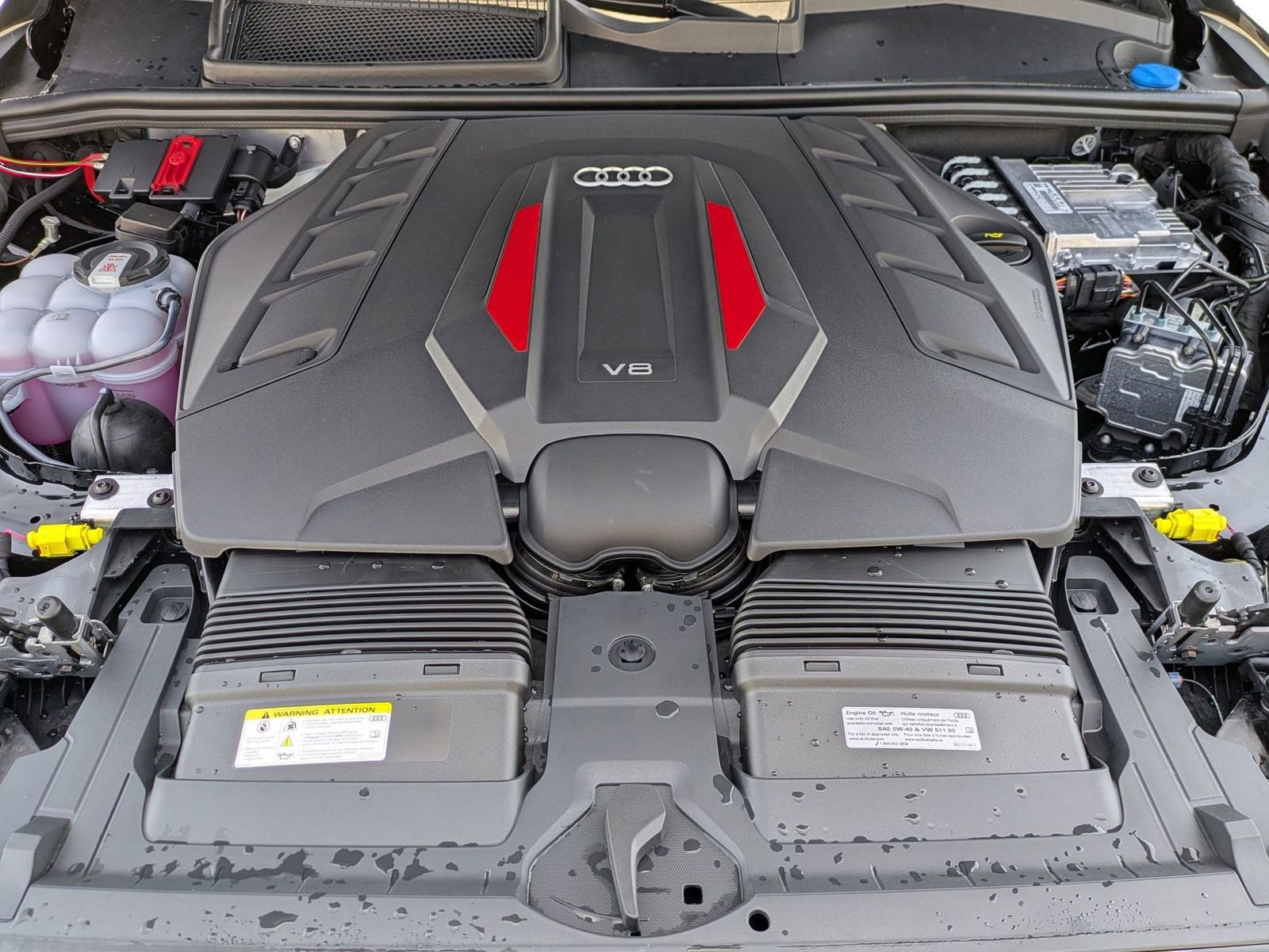 New 2026 Audi SQ7 Premium Plus AWD/4WD image 12