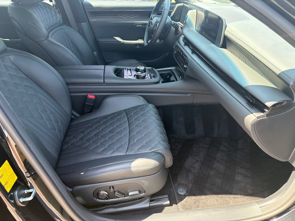Used 2026 Genesis G90 3.5T Prestige AWD/4WD image 15
