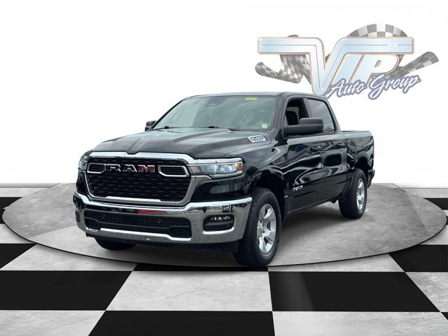 Used 2025 RAM 1500 Big Horn AWD/4WD image 3
