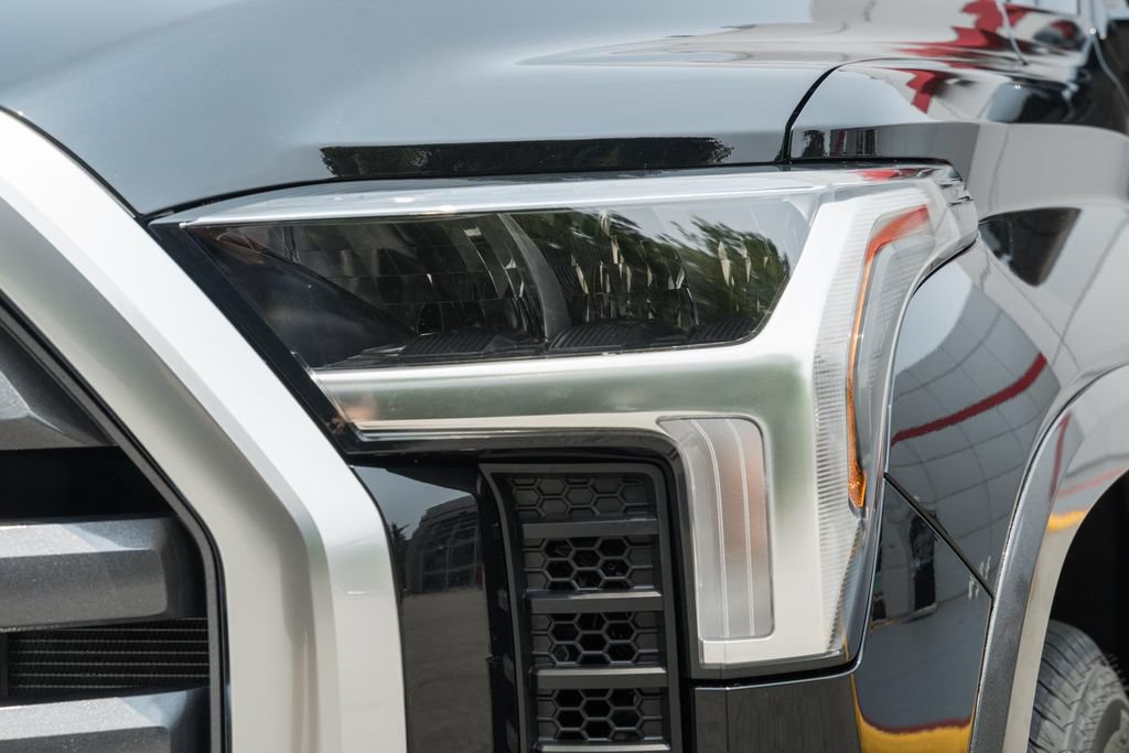 New 2026 Toyota Tundra Limited AWD/4WD image 12