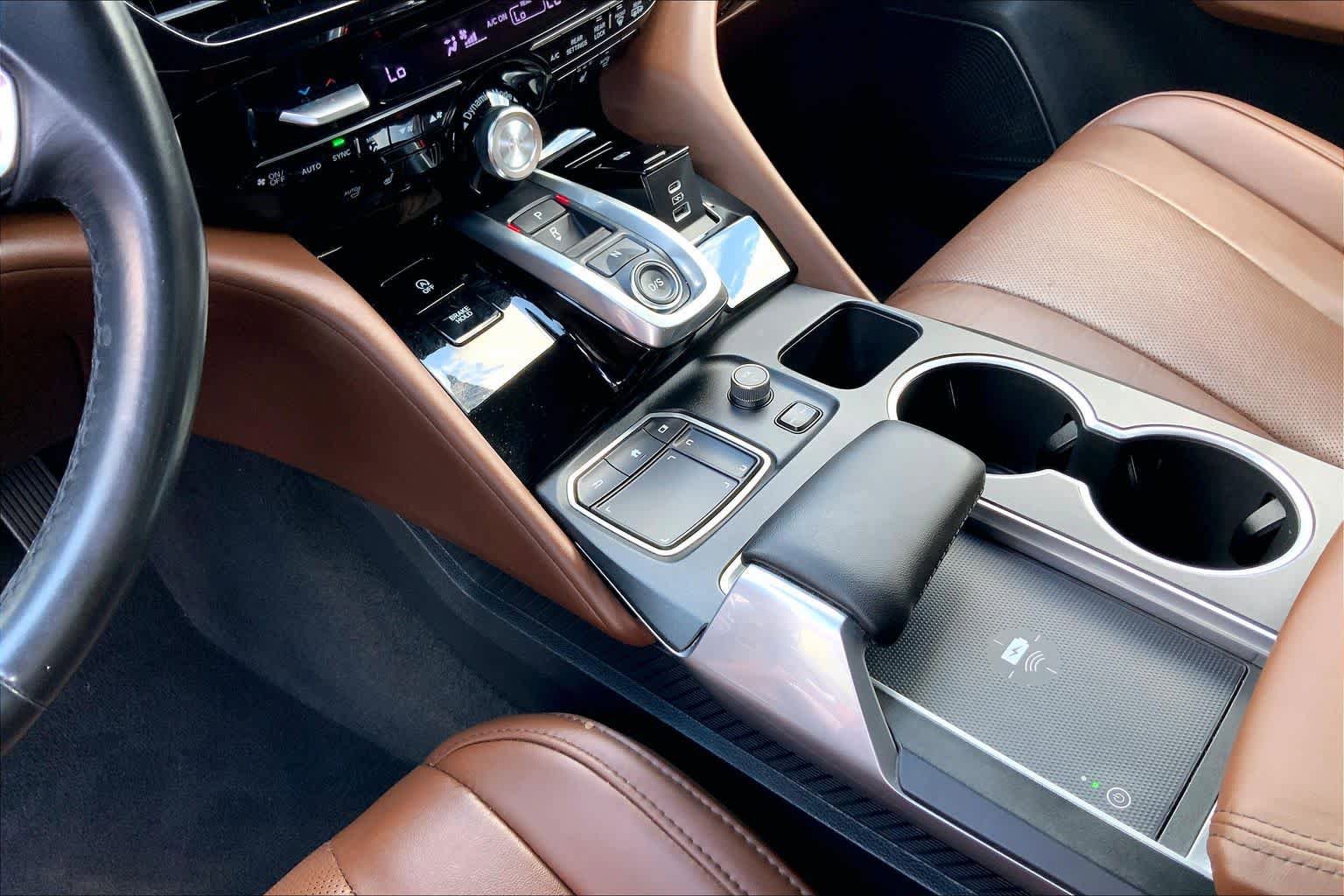Certified 2023 Acura MDX FWD w/ Technology Package image 16
