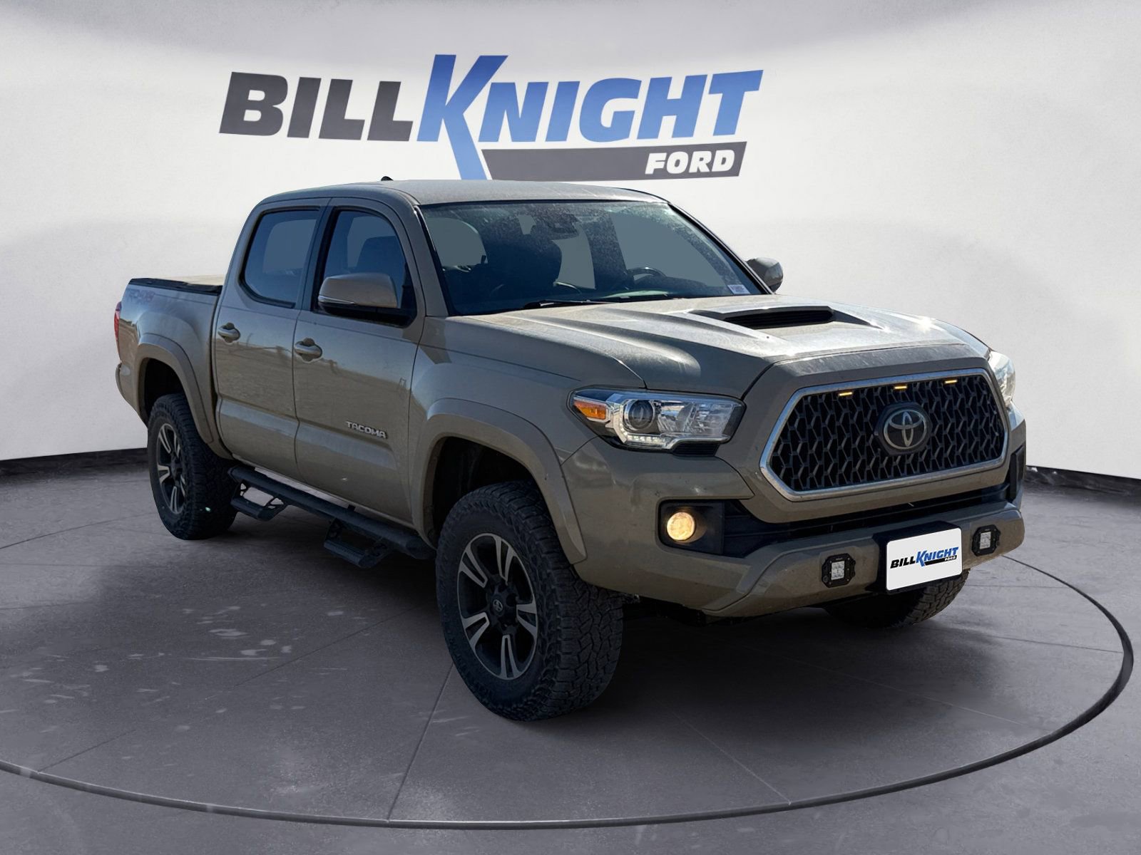 Used 2019 Toyota Tacoma TRD Sport image 7