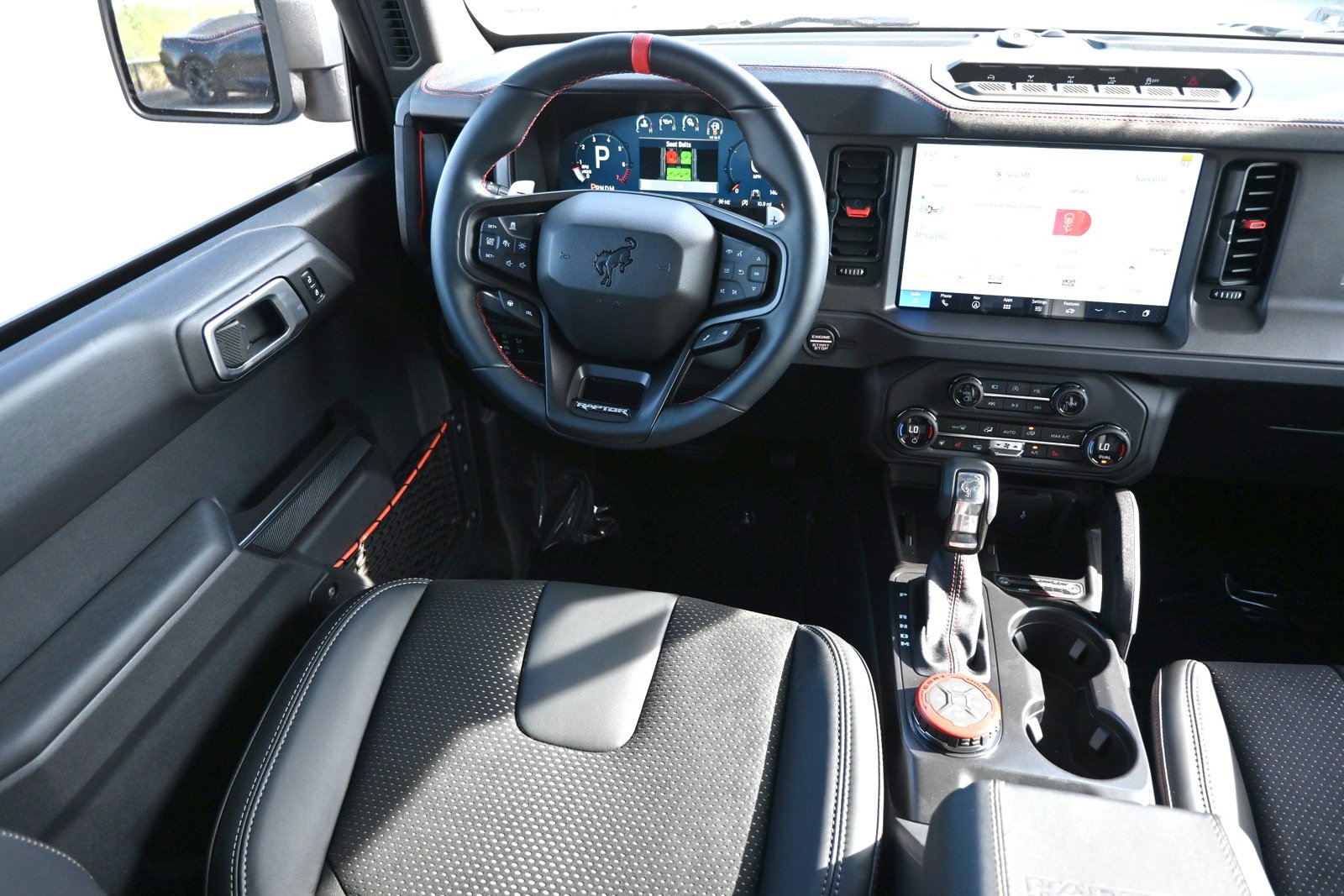 New 2026 Ford Bronco Raptor AWD/4WD image 32
