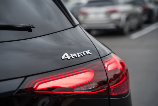 Used 2023 Mercedes-Benz GLC 300 4MATIC image 8