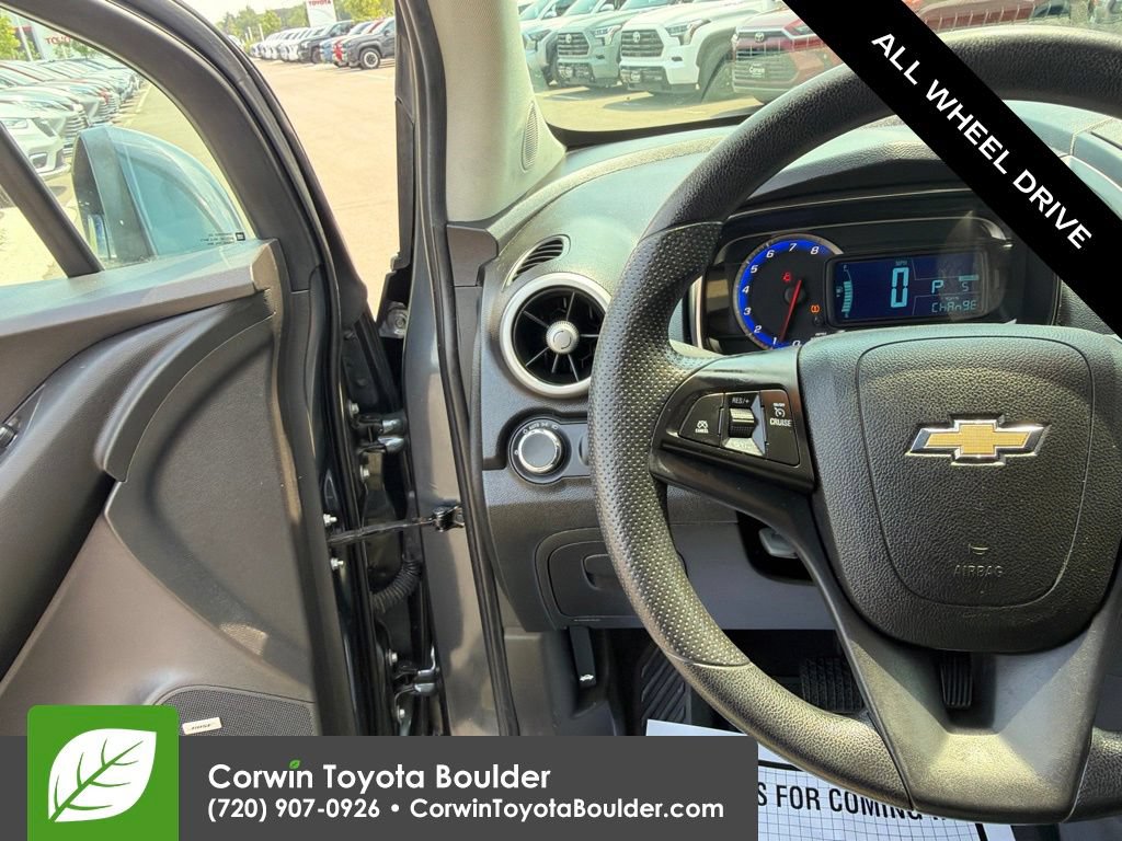 Used 2016 Chevrolet Trax LT w/ LT Sun and Sound Package AWD/4WD image 26