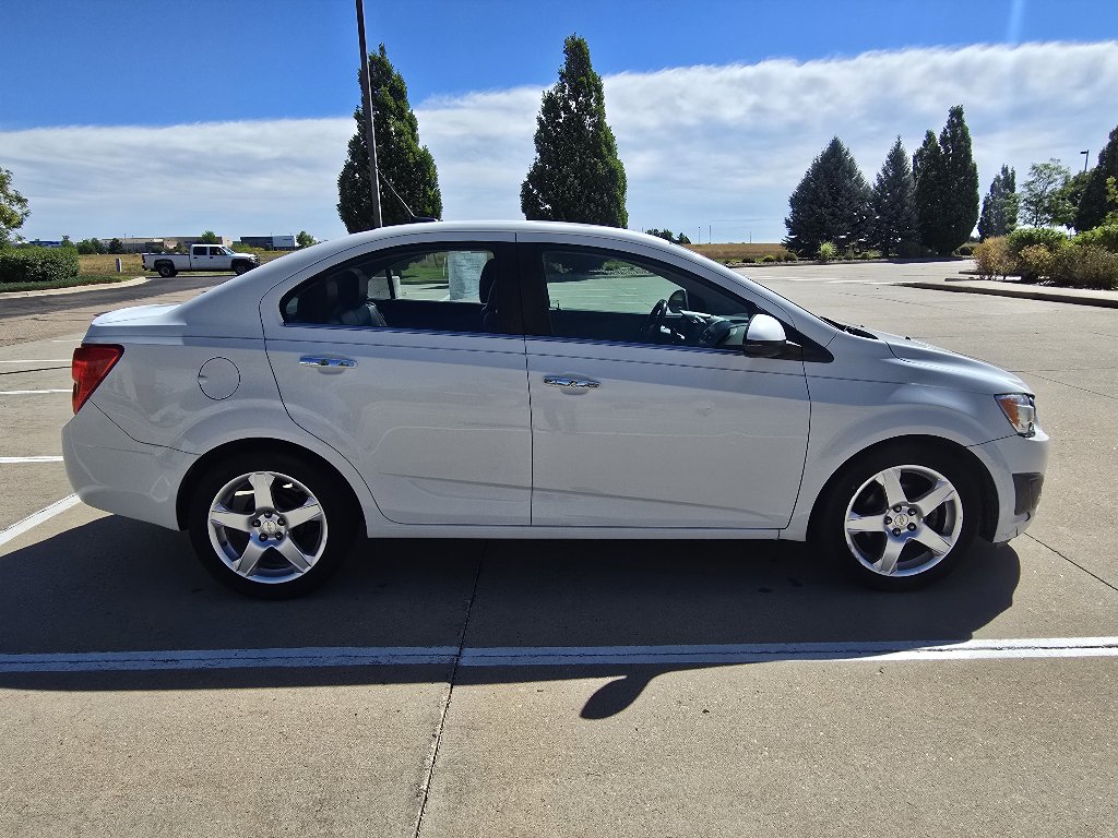Used 2012 Chevrolet Sonic LTZ FWD image 7