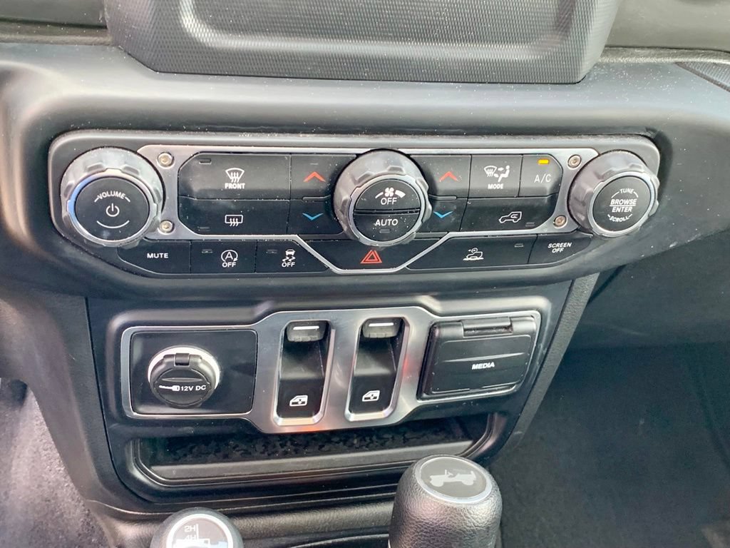 Used 2021 Jeep Wrangler Sport AWD/4WD image 33