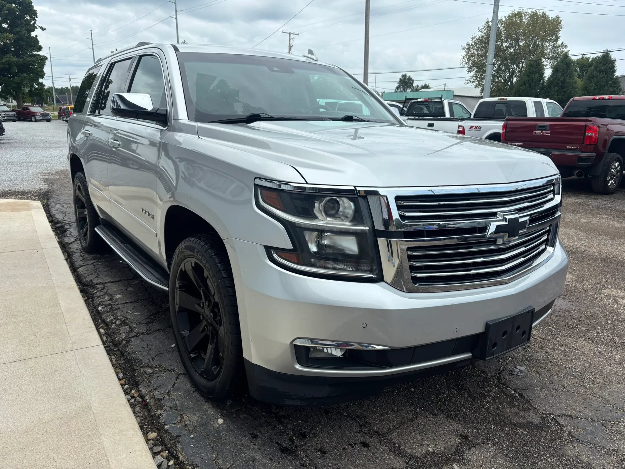 Used 2018 Chevrolet Tahoe Premier AWD/4WD image 11