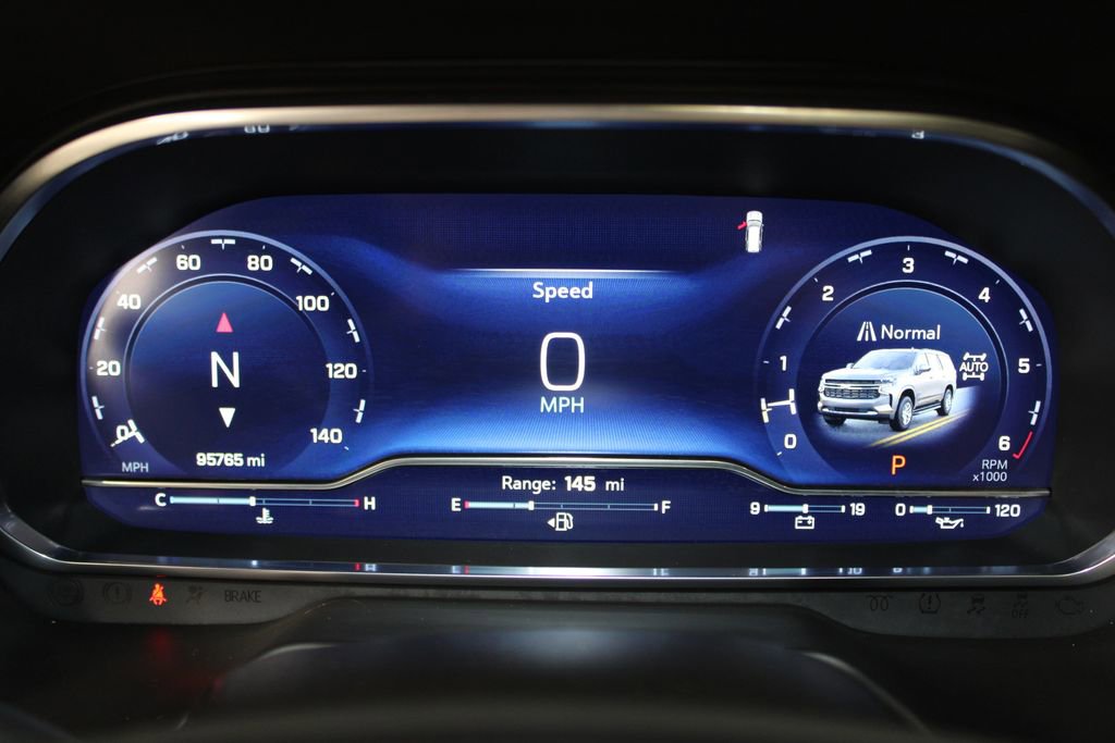 Used 2023 Chevrolet Suburban Z71 w/ Luxury Package image 38