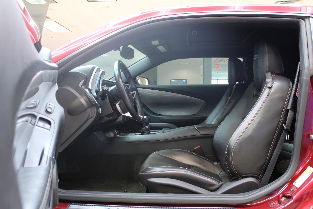 Used 2010 Chevrolet Camaro SS w/ LPO, Ground Effects Package image 33