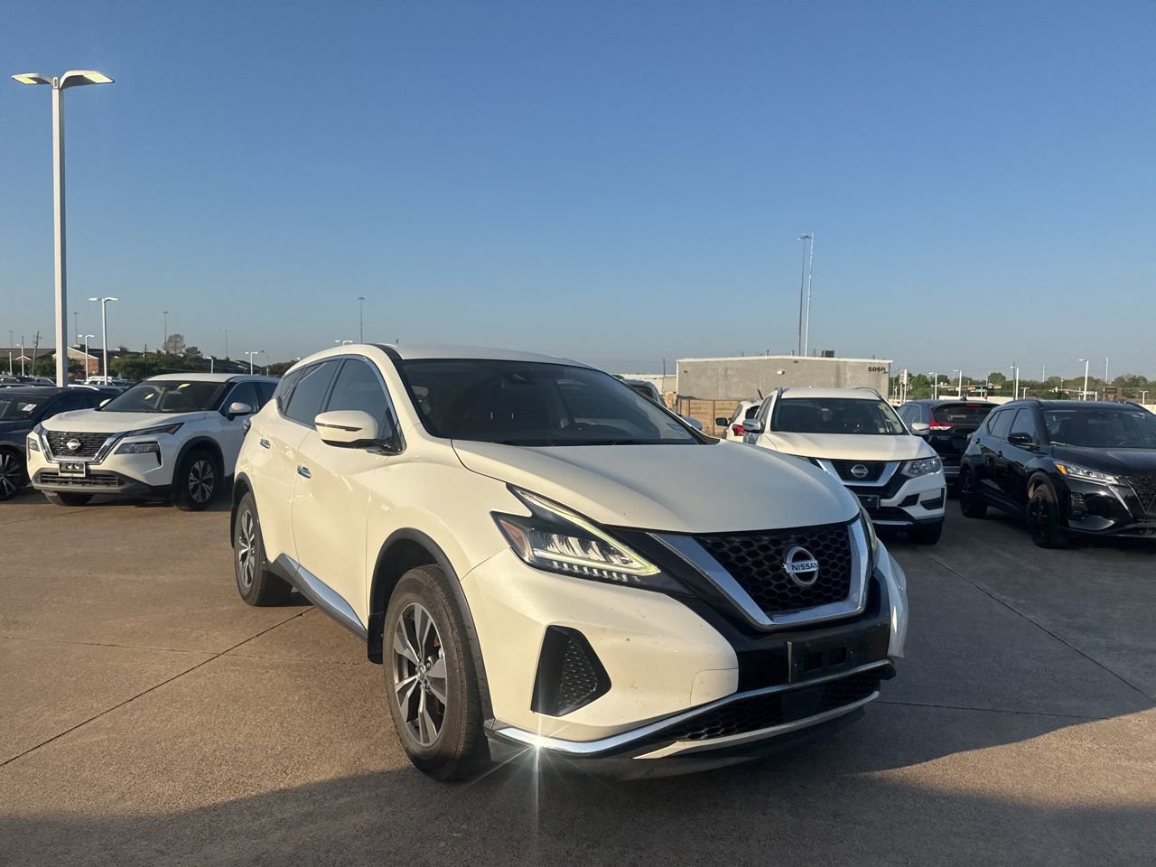 Used 2020 Nissan Murano S w/ Technology Package image 2
