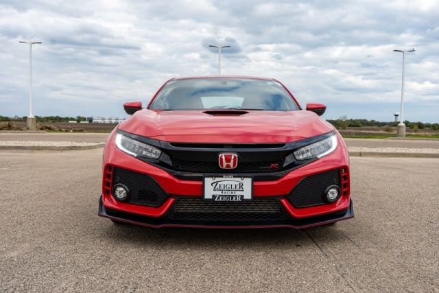 Used 2017 Honda Civic Type R image 2