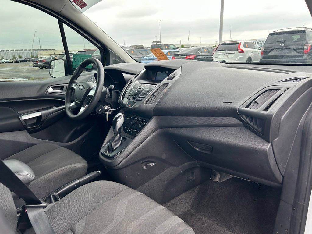Used 2016 Ford Transit Connect XLT FWD image 4