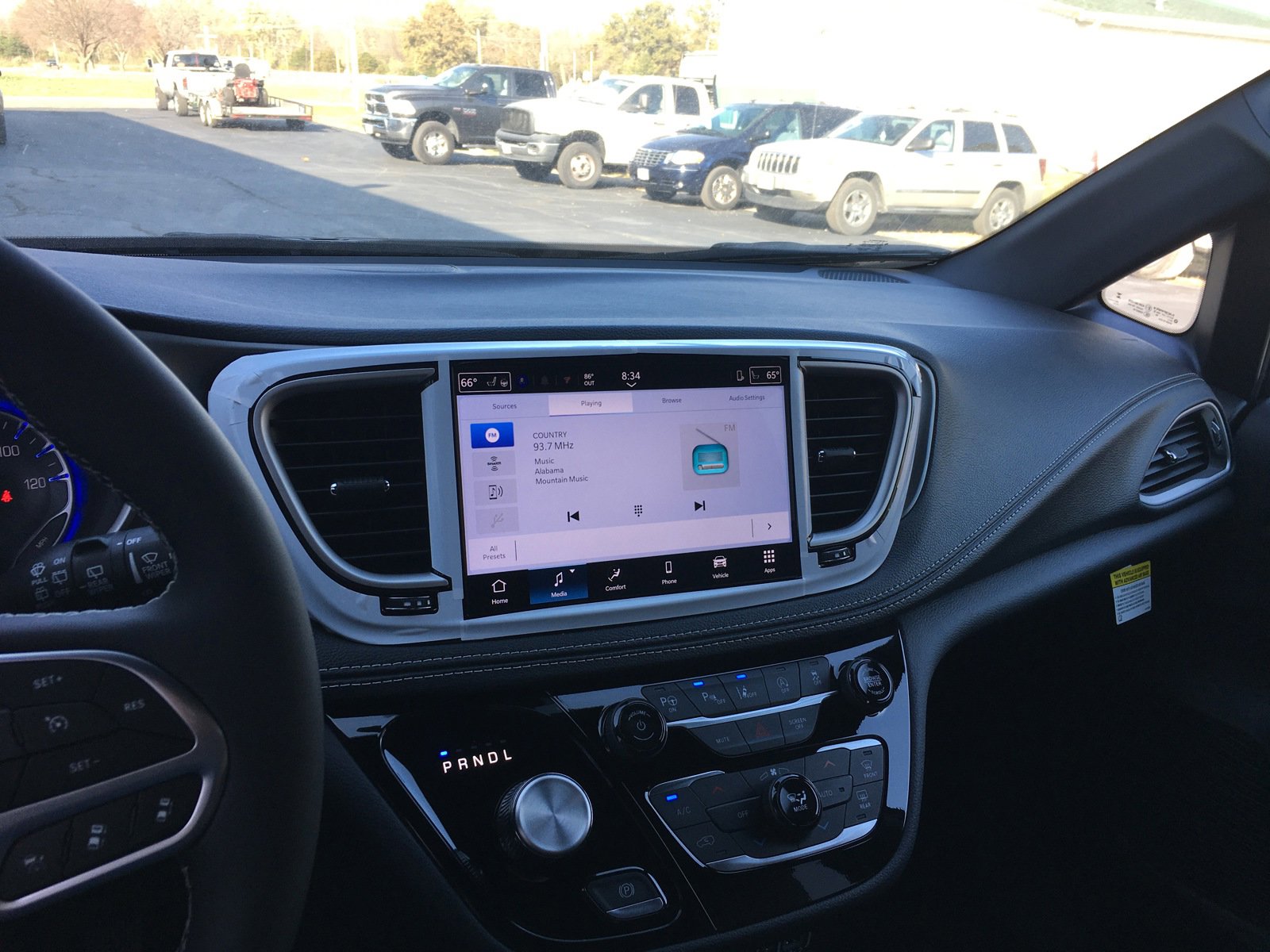 New 2025 Chrysler Pacifica Select image 18