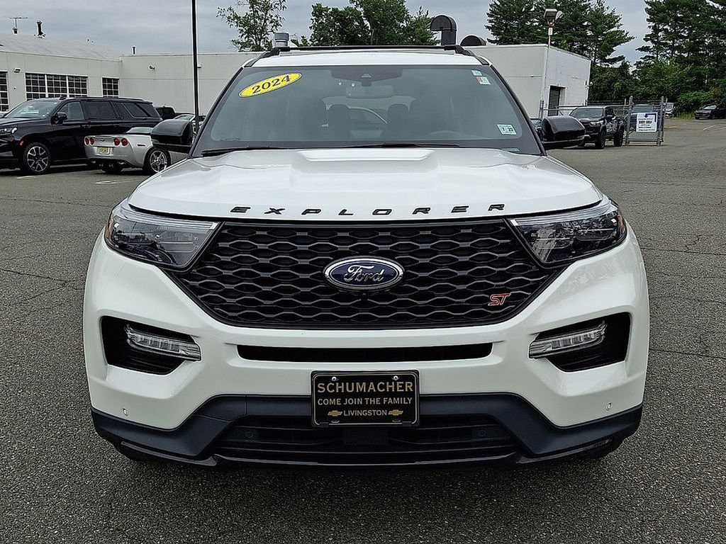 Used 2024 Ford Explorer ST w/ Equipment Group 401A AWD/4WD image 2