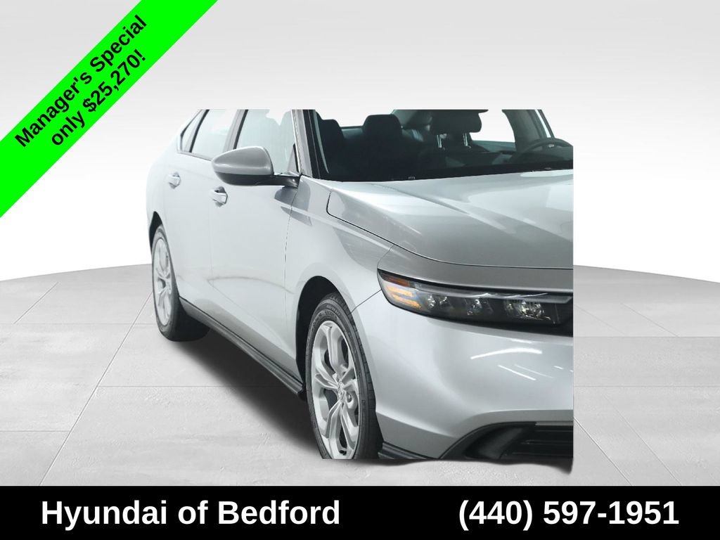 Used 2025 Honda Accord LX image 9
