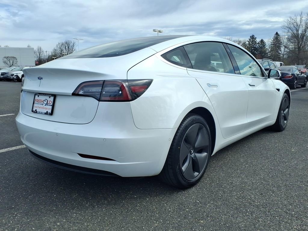 Used 2020 Tesla Model 3 Standard Range image 17