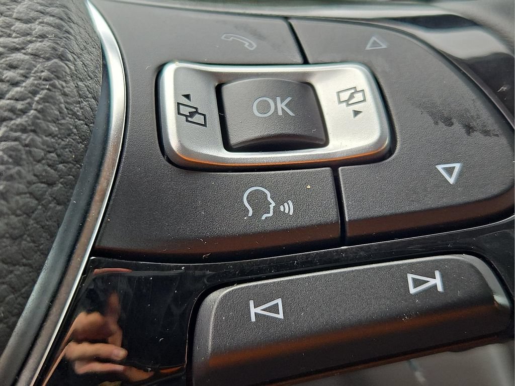 Used 2018 Volkswagen Tiguan SE FWD image 23