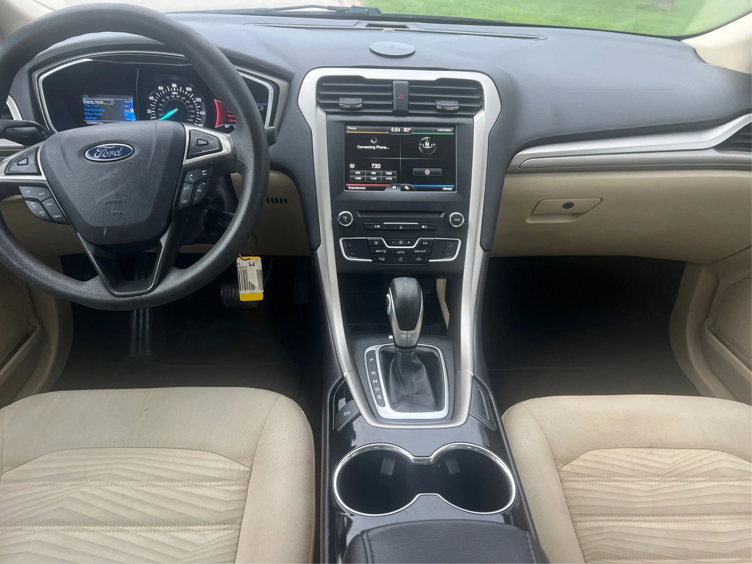 Used 2016 Ford Fusion SE image 28