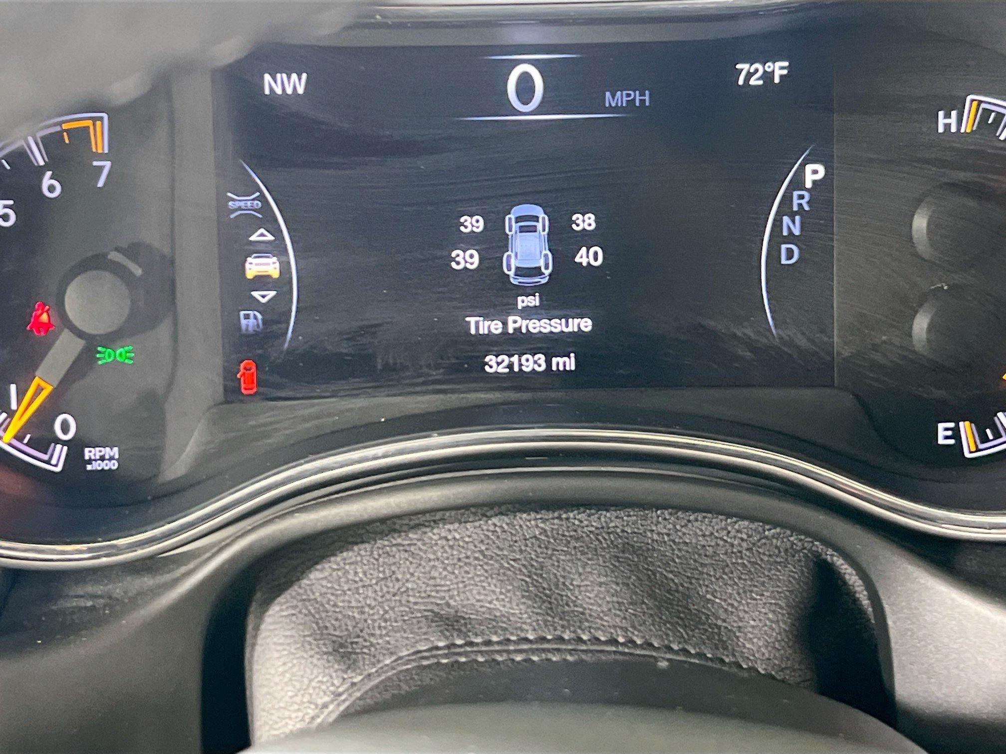 Used 2022 Jeep Grand Cherokee Laredo X AWD/4WD image 12