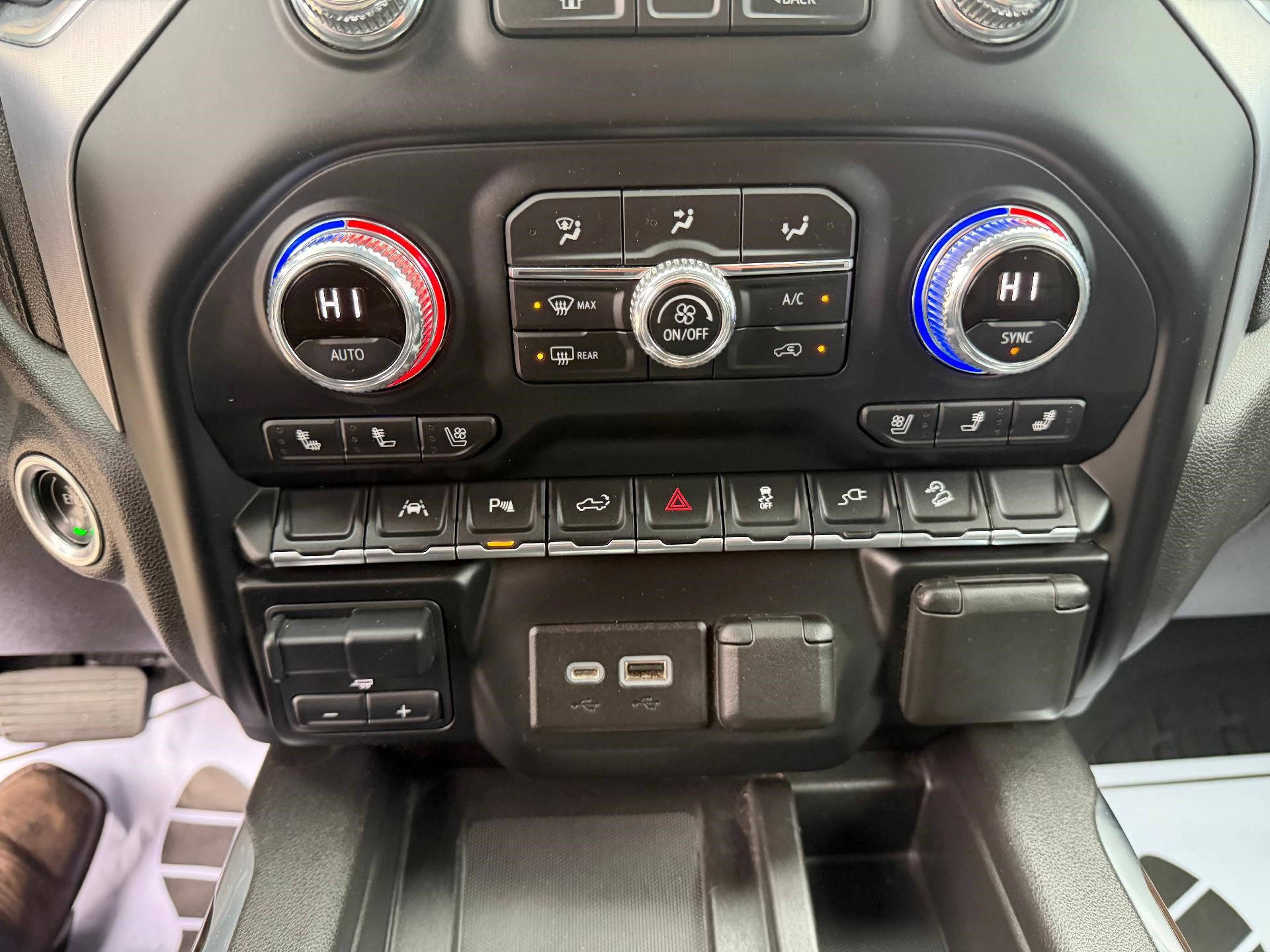 Certified 2022 GMC Sierra 1500 SLT w/ SLT Premium Plus Package image 21