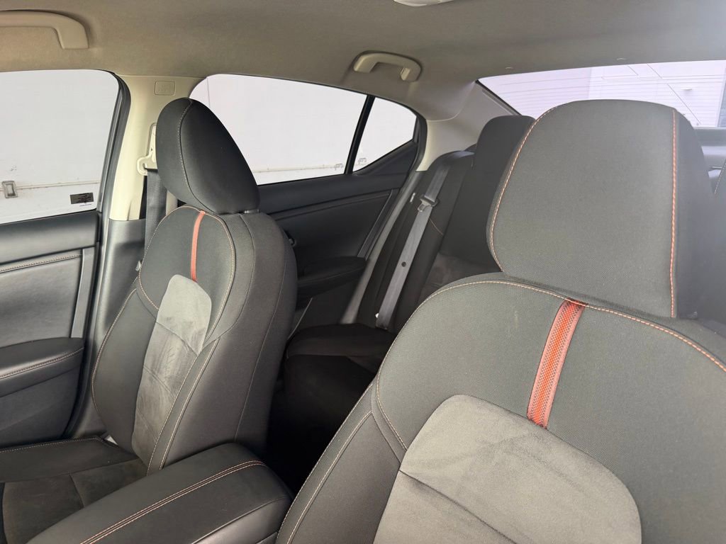 Used 2023 Nissan Sentra SR w/ Midnight Edition Package image 12