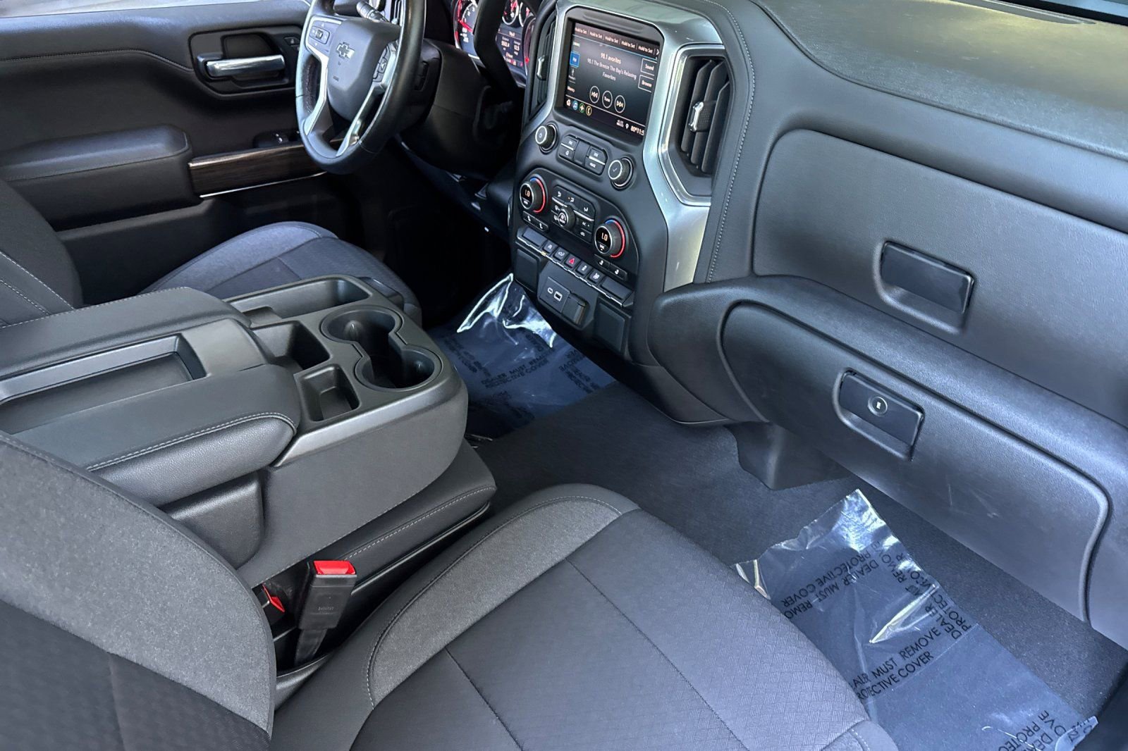 Used 2022 Chevrolet Silverado 1500 RST AWD/4WD image 15