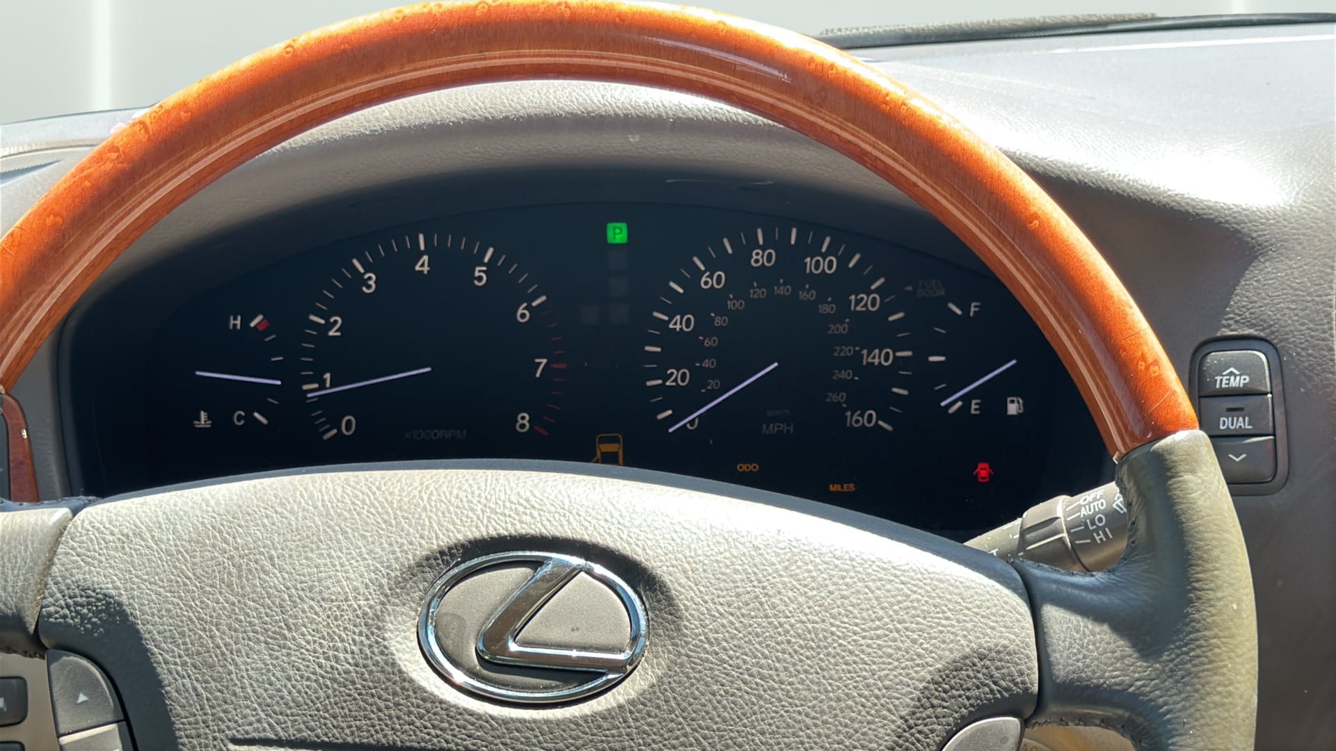 Used 2004 Lexus LS 430 w/ Modern Luxury Pkg RWD image 29