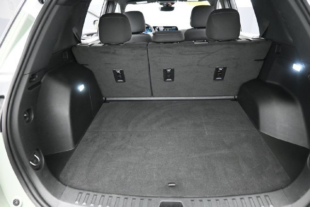 Used 2025 Chevrolet Equinox LT w/ Safety and Technology Package AWD/4WD image 25