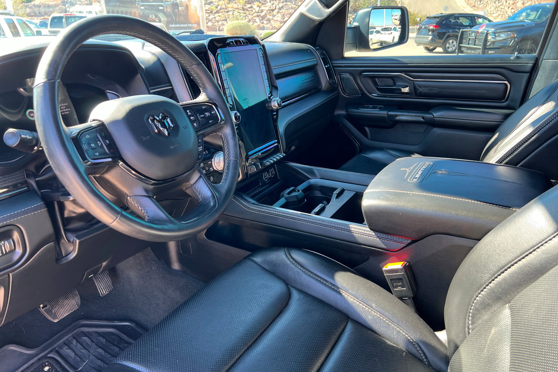 Used 2024 RAM 1500 Limited AWD/4WD image 15