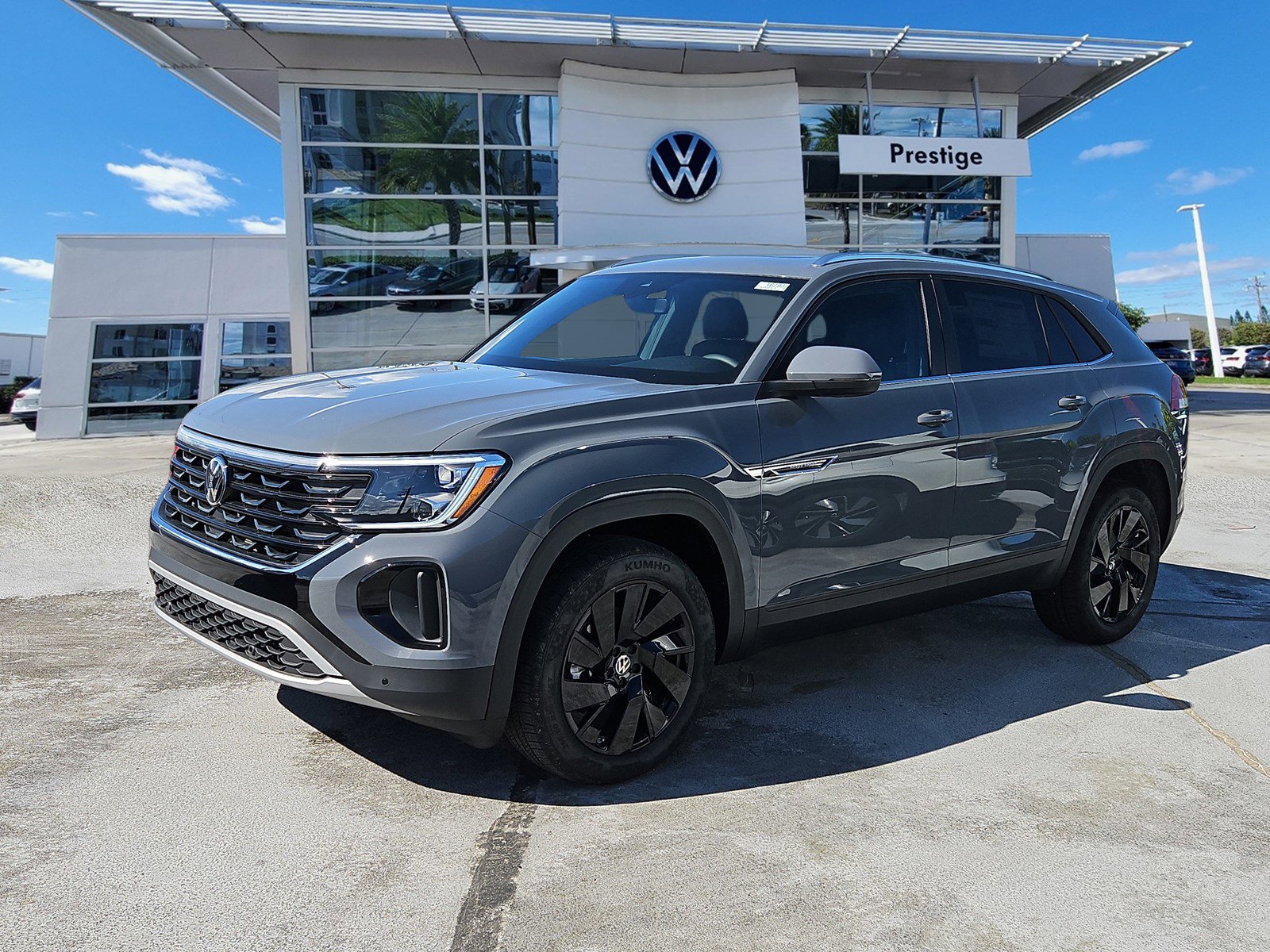 New 2026 Volkswagen Atlas Cross Sport SE image 2