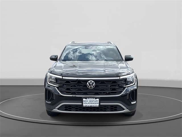 New 2026 Volkswagen Atlas Cross Sport SE image 2