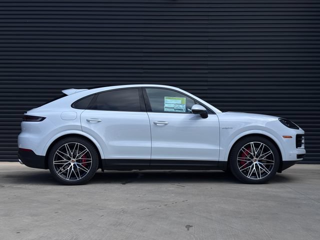 New 2026 Porsche Cayenne S AWD/4WD image 8