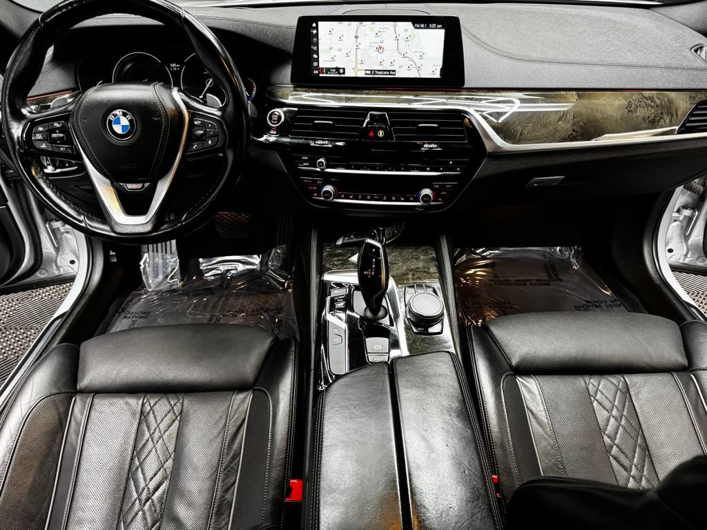 Used 2018 BMW 540i xDrive AWD/4WD image 39