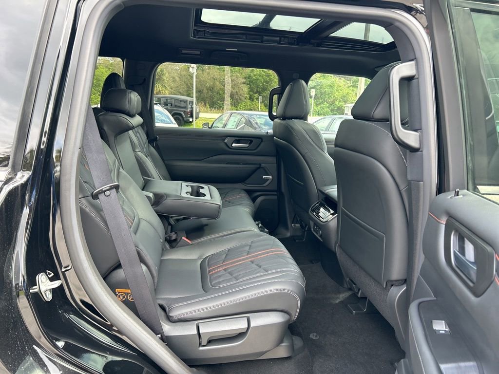 New 2025 Nissan Armada PRO-4X w/ Pro-4X Premium Package image 43