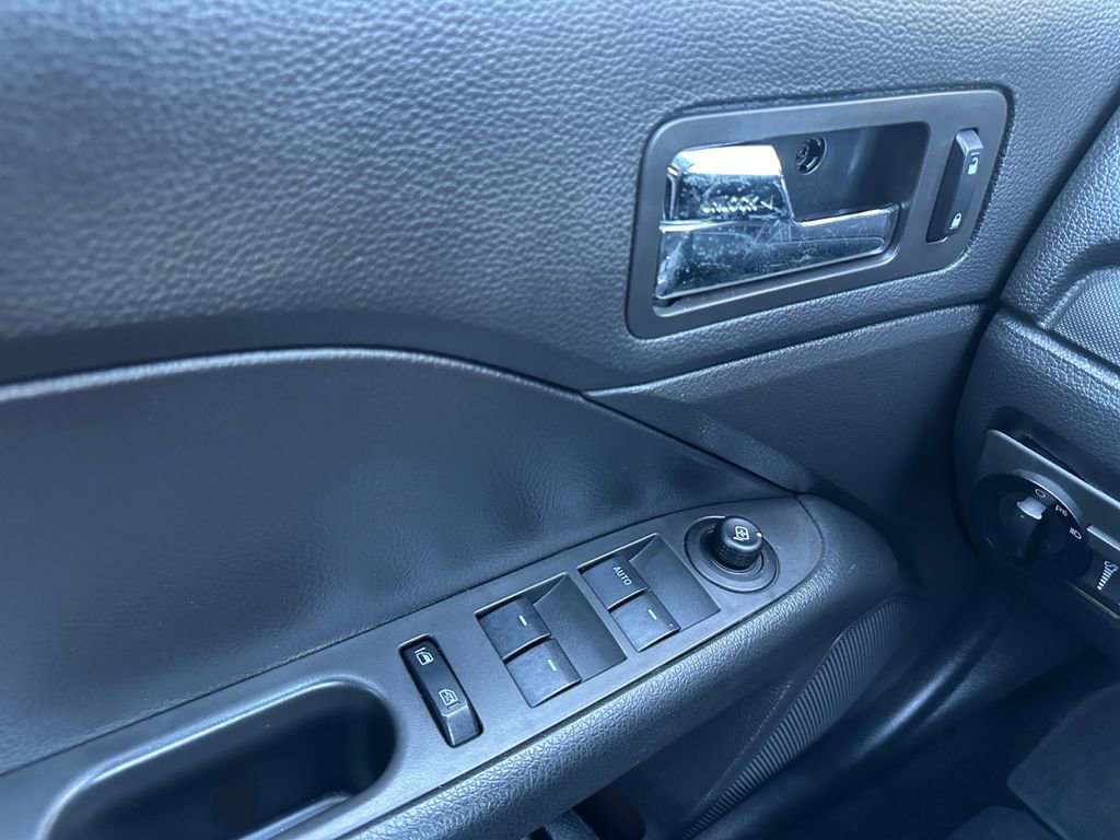 Used 2006 Ford Fusion SE image 11