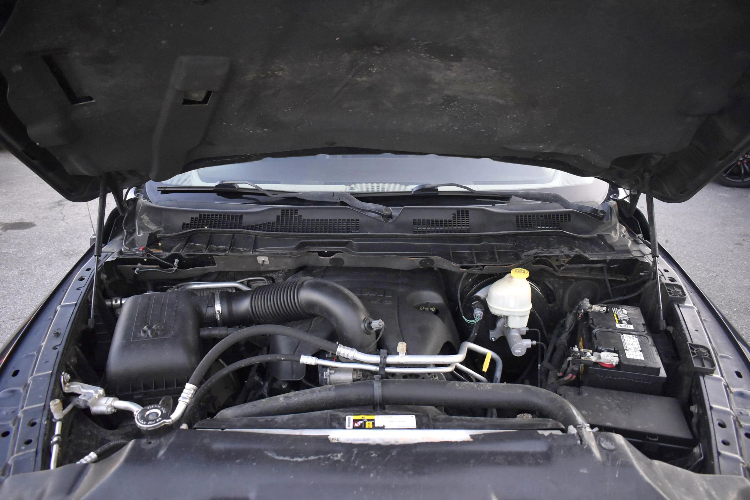 Used 2015 RAM 1500 Laramie Longhorn w/ Convenience Group image 38