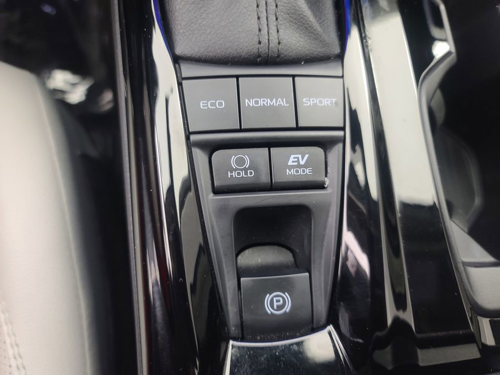 Used 2025 Toyota Camry XSE image 37