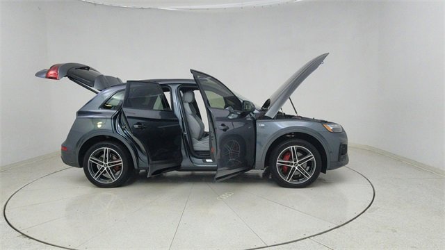 Used 2024 Audi Q5 e Prestige w/ Prestige Package image 77