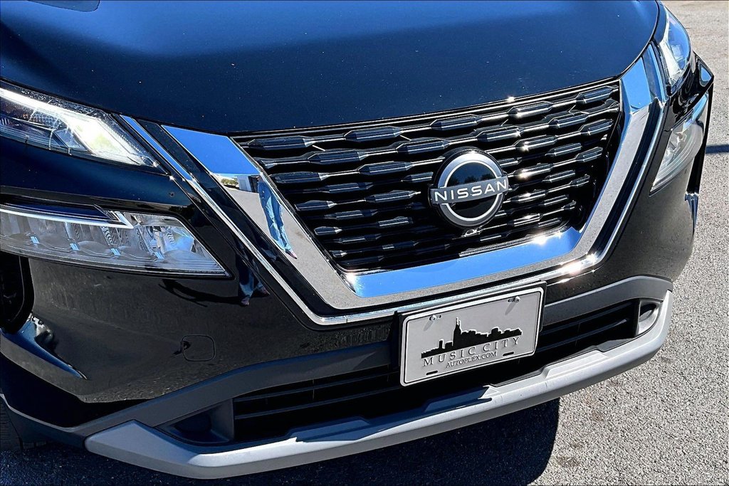 Used 2023 Nissan Rogue SV AWD/4WD image 33